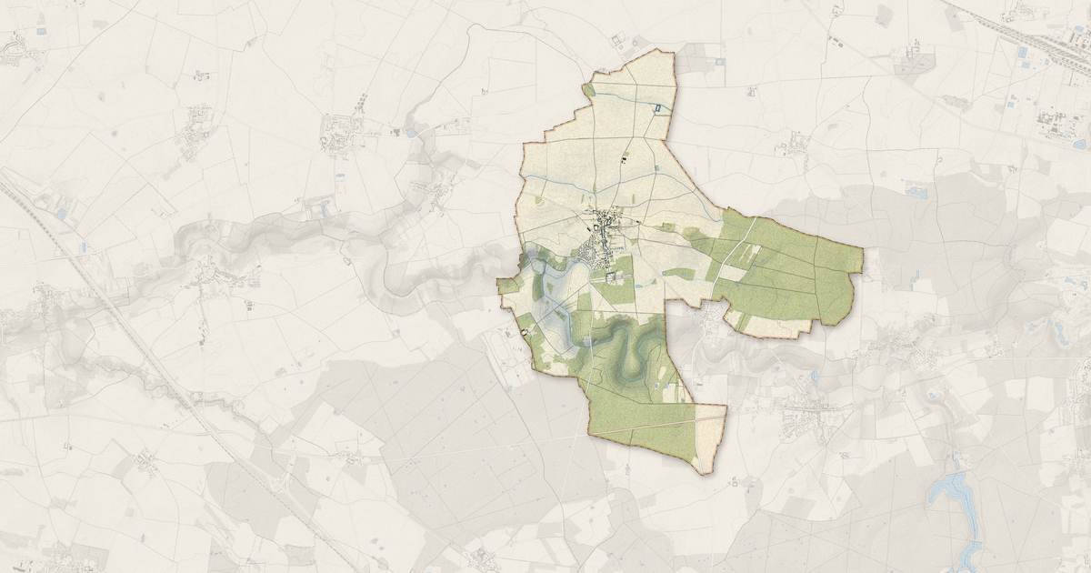 Portrait cartographique de Bombon : relief, eau, forêts, bâti et voies, calculés à partir des données de l'IGN