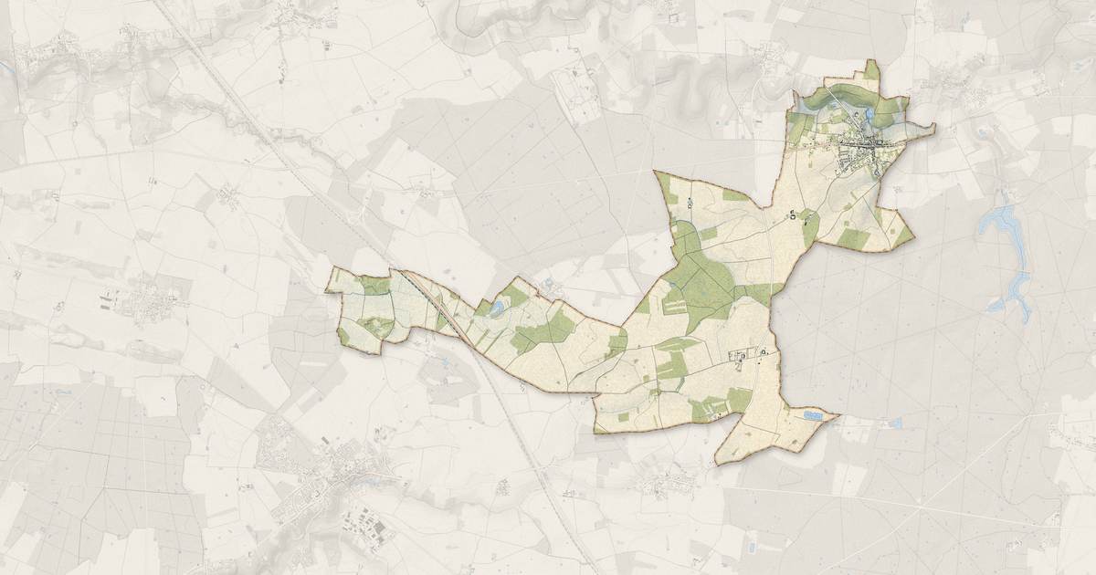 Portrait cartographique de La Chapelle-Gauthier : relief, eau, forêts, bâti et voies, calculés à partir des données de l'IGN