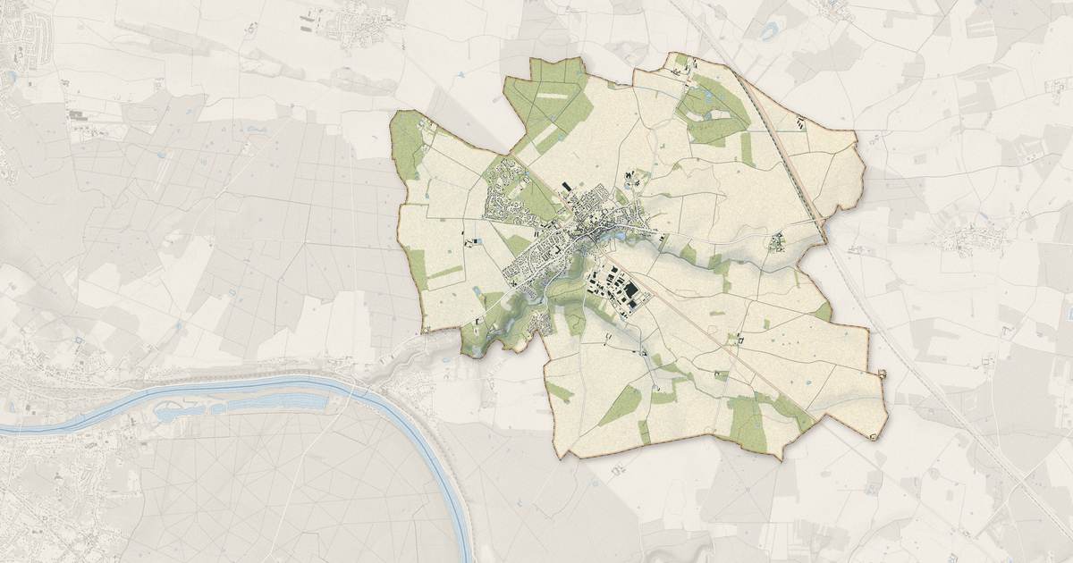 Portrait cartographique de Le Châtelet-en-Brie : relief, eau, forêts, bâti et voies, calculés à partir des données de l'IGN