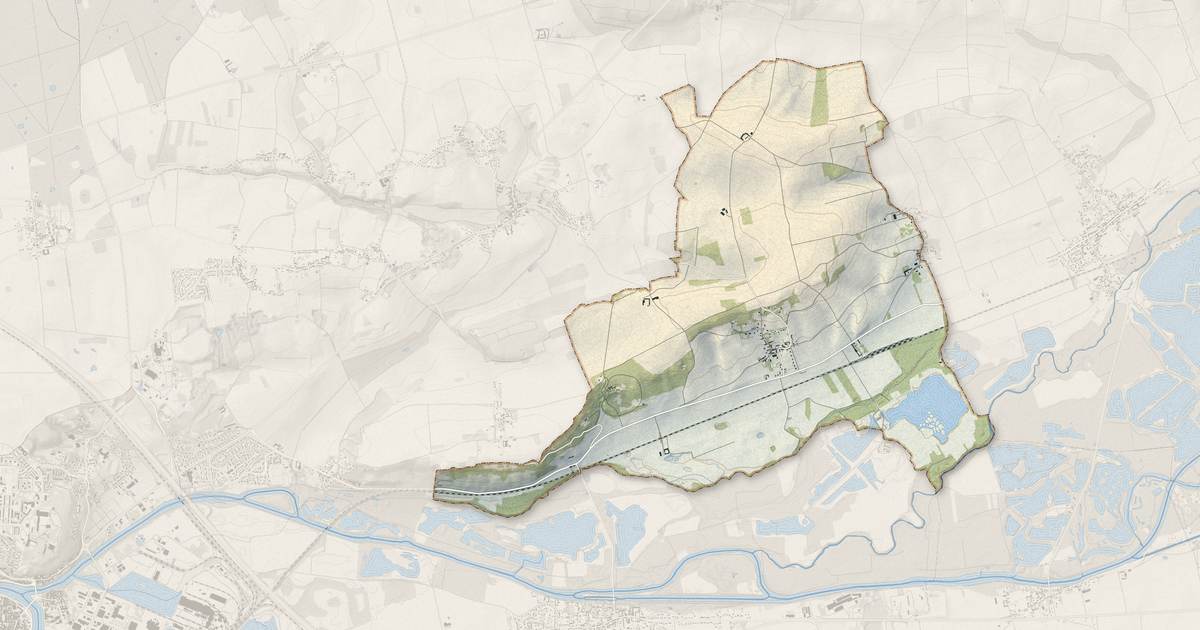 Portrait cartographique de Courcelles-en-Bassée : relief, eau, forêts, bâti et voies, calculés à partir des données de l'IGN