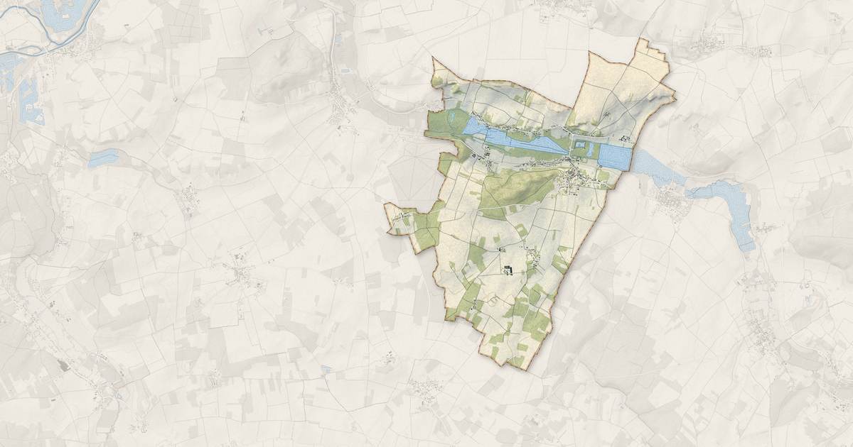 Portrait cartographique de Dormelles : relief, eau, forêts, bâti et voies, calculés à partir des données de l'IGN