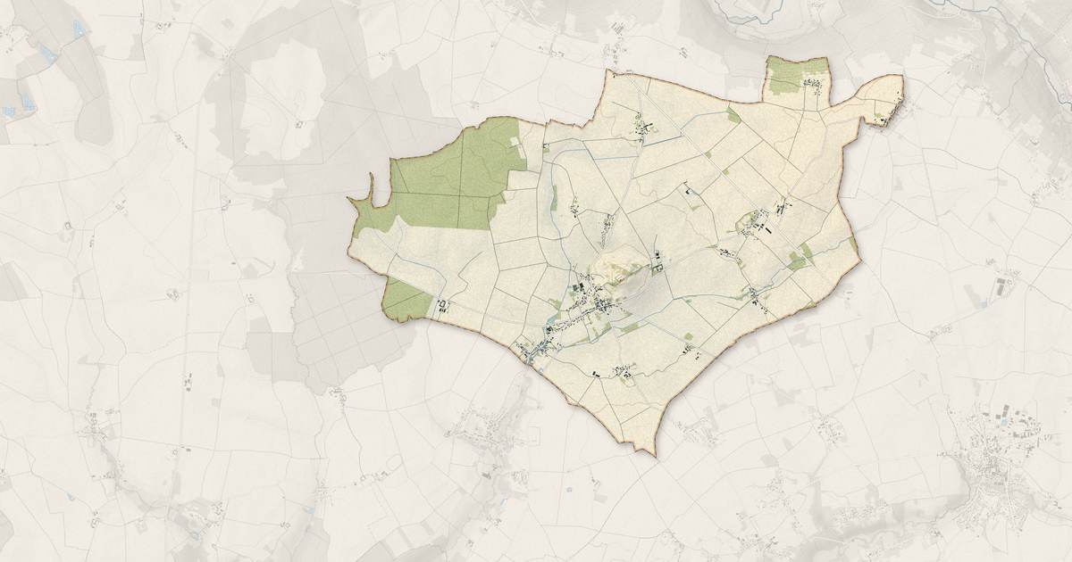 Portrait cartographique de Doue : relief, eau, forêts, bâti et voies, calculés à partir des données de l'IGN