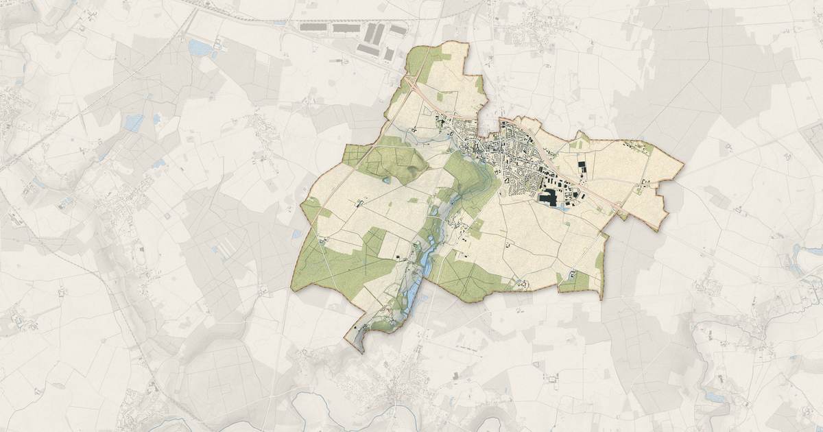 Portrait cartographique de Fontenay-Trésigny : relief, eau, forêts, bâti et voies, calculés à partir des données de l'IGN