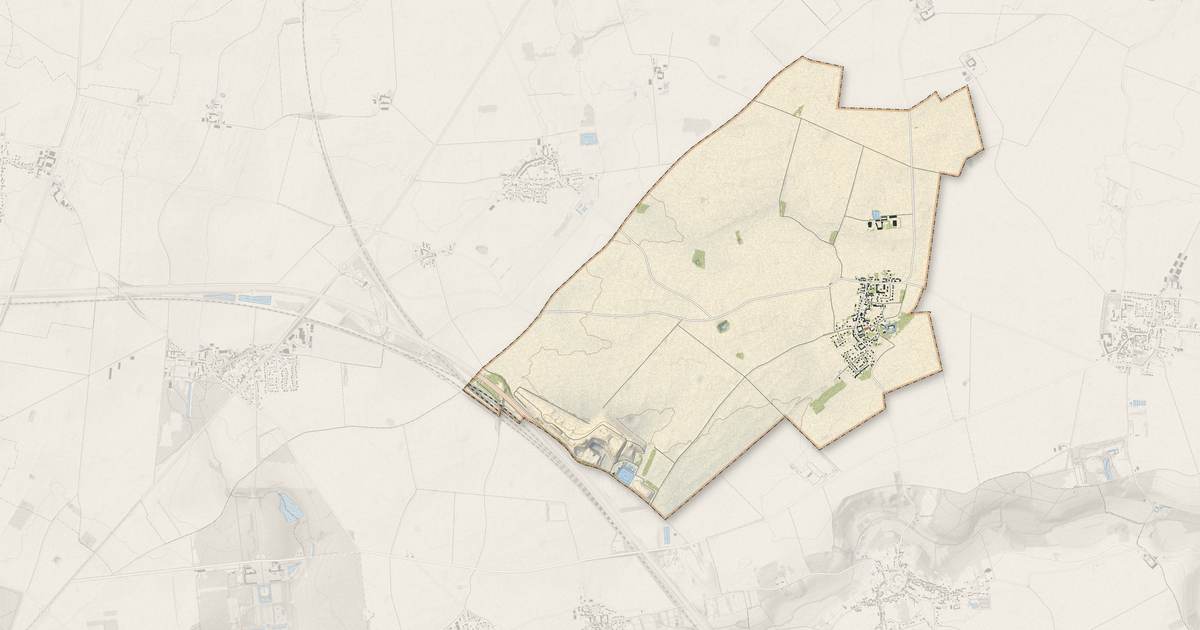 Portrait cartographique de Fouju : relief, eau, forêts, bâti et voies, calculés à partir des données de l'IGN