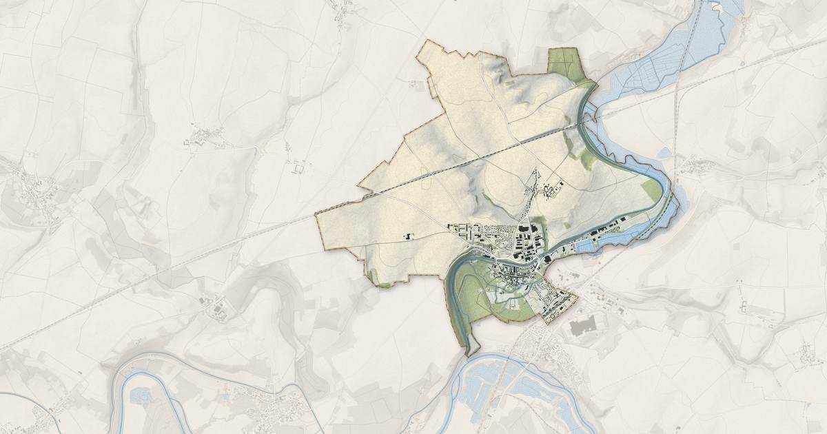 Portrait cartographique de Lizy-sur-Ourcq : relief, eau, forêts, bâti et voies, calculés à partir des données de l'IGN