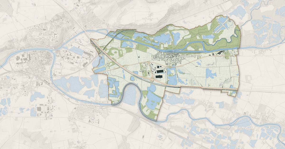 Portrait cartographique de Marolles-sur-Seine : relief, eau, forêts, bâti et voies, calculés à partir des données de l'IGN