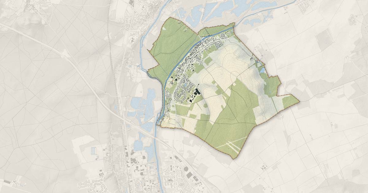 Portrait cartographique de Moncourt-Fromonville : relief, eau, forêts, bâti et voies, calculés à partir des données de l'IGN