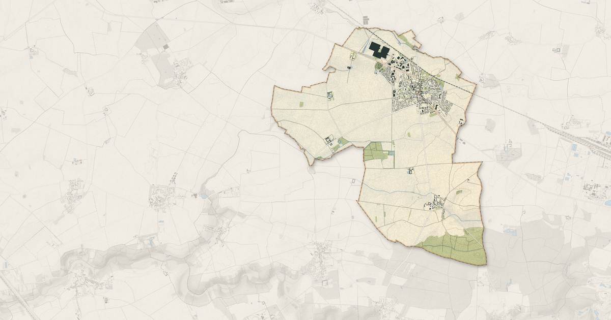 Portrait cartographique de Mormant : relief, eau, forêts, bâti et voies, calculés à partir des données de l'IGN