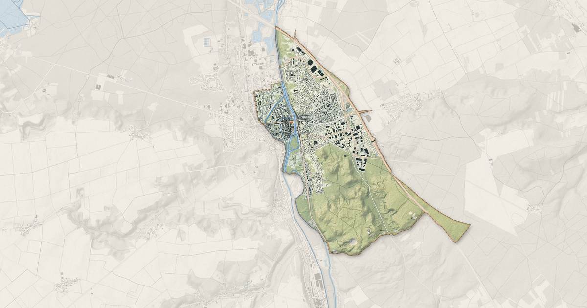 Portrait cartographique de Nemours : relief, eau, forêts, bâti et voies, calculés à partir des données de l'IGN
