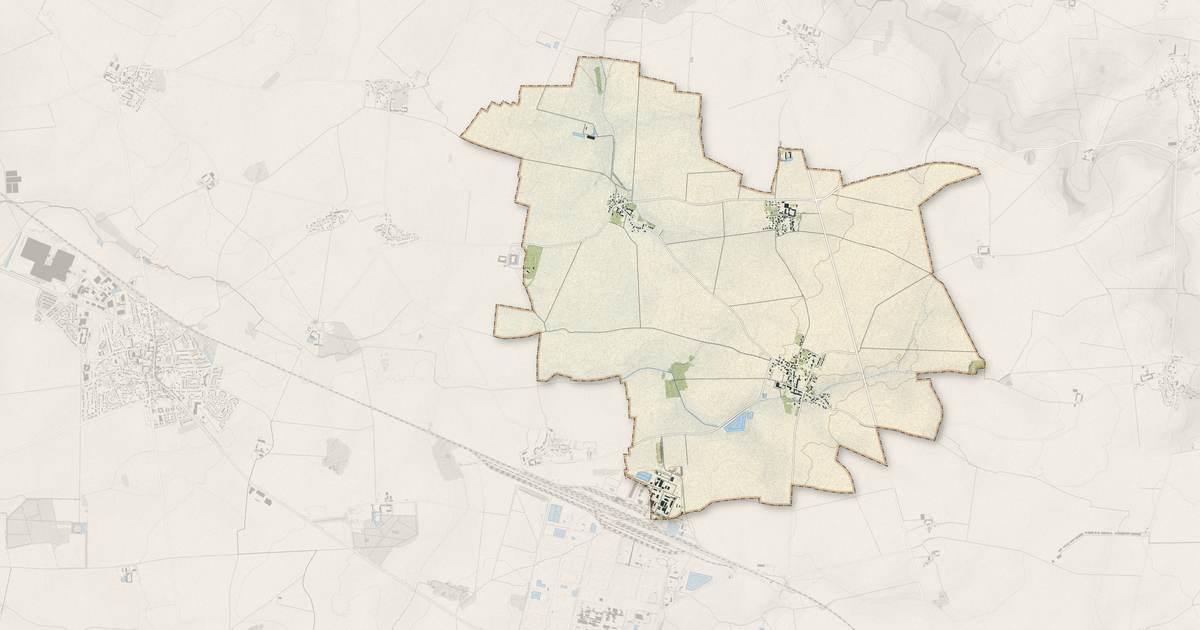 Portrait cartographique de Quiers : relief, eau, forêts, bâti et voies, calculés à partir des données de l'IGN