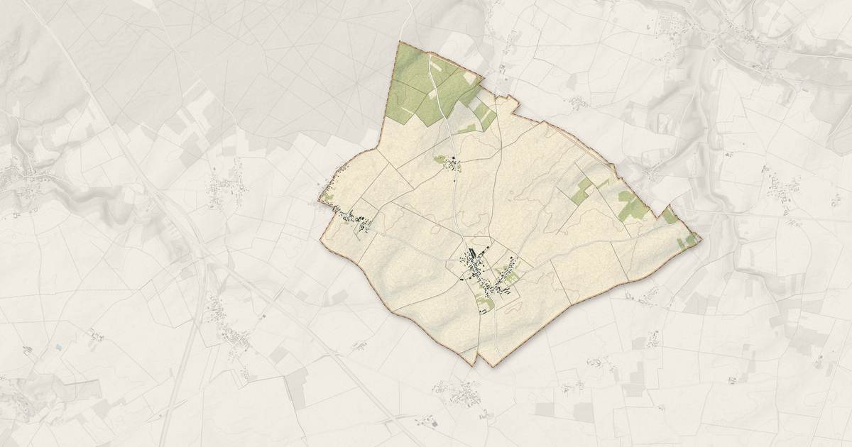 Portrait cartographique de Remauville : relief, eau, forêts, bâti et voies, calculés à partir des données de l'IGN