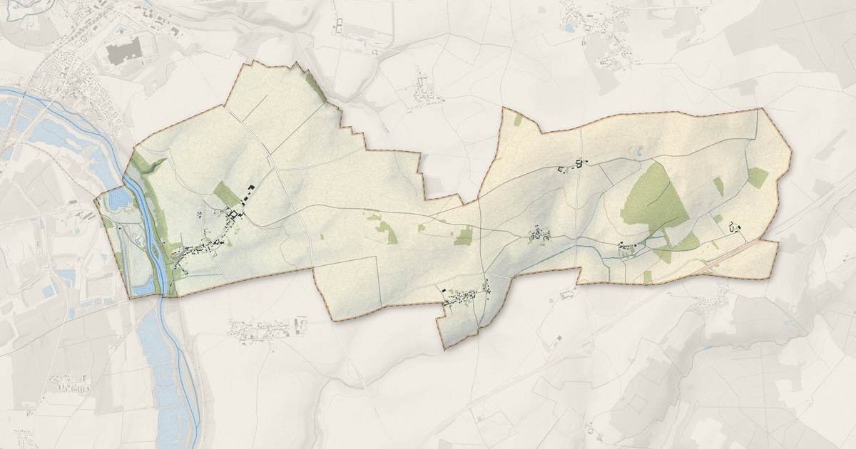 Portrait cartographique de Tancrou : relief, eau, forêts, bâti et voies, calculés à partir des données de l'IGN