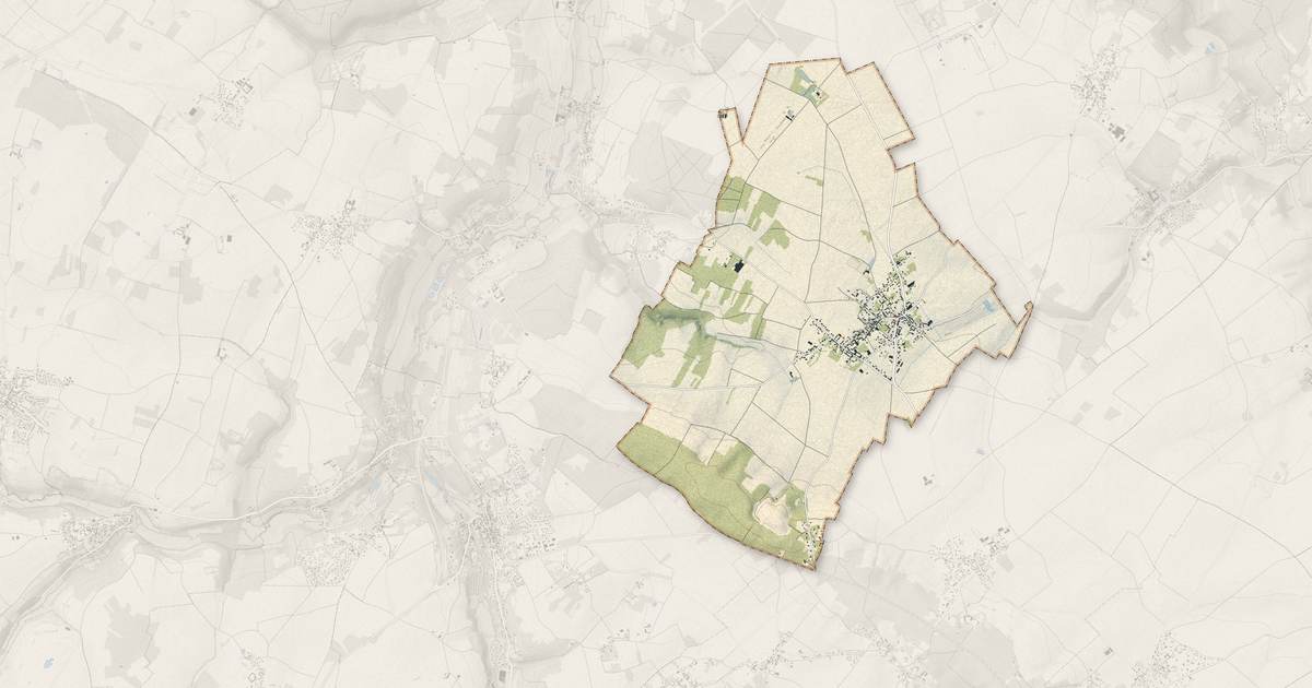 Portrait cartographique de Arnouville-lès-Mantes : relief, eau, forêts, bâti et voies, calculés à partir des données de l'IGN