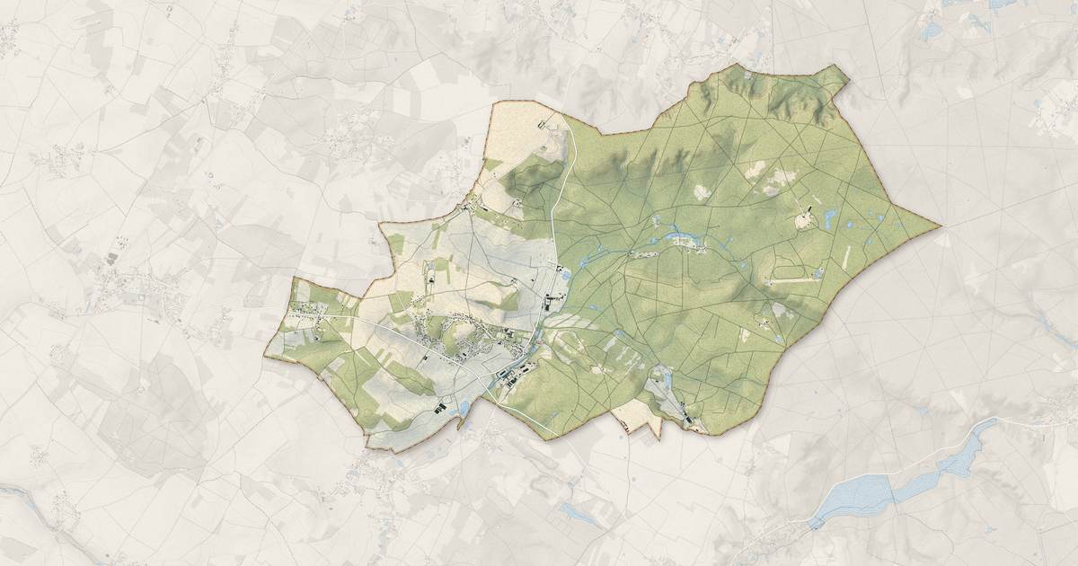 Portrait cartographique de La Boissière-École : relief, eau, forêts, bâti et voies, calculés à partir des données de l'IGN