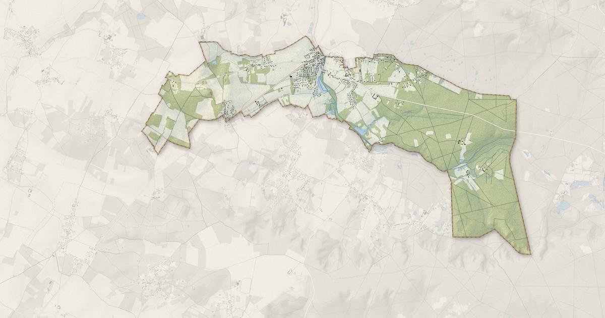 Portrait cartographique de Condé-sur-Vesgre : relief, eau, forêts, bâti et voies, calculés à partir des données de l'IGN