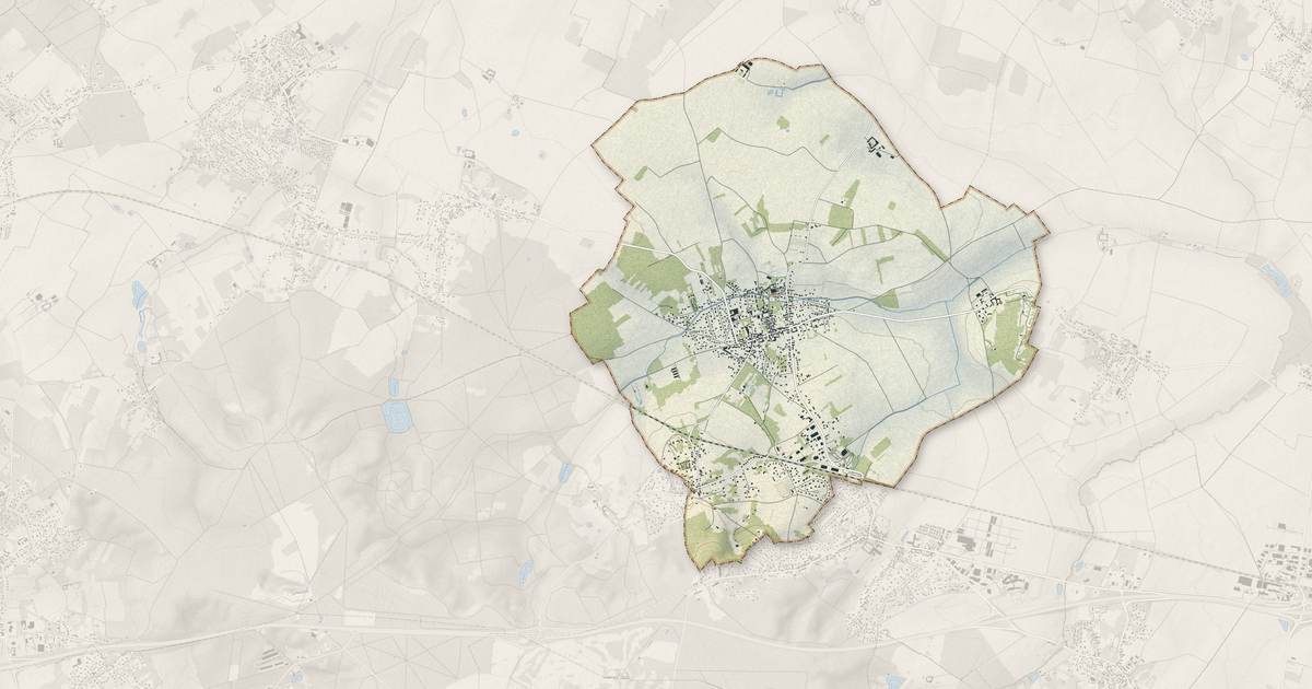 Portrait cartographique de Garancières : relief, eau, forêts, bâti et voies, calculés à partir des données de l'IGN