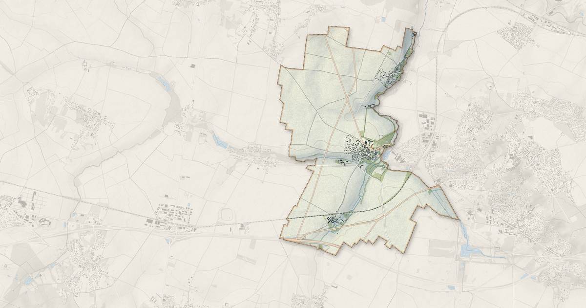 Portrait cartographique de Neauphle-le-Vieux : relief, eau, forêts, bâti et voies, calculés à partir des données de l'IGN