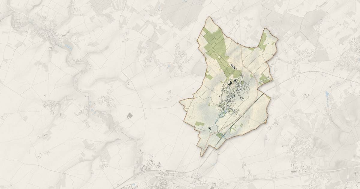 Portrait cartographique de Richebourg : relief, eau, forêts, bâti et voies, calculés à partir des données de l'IGN