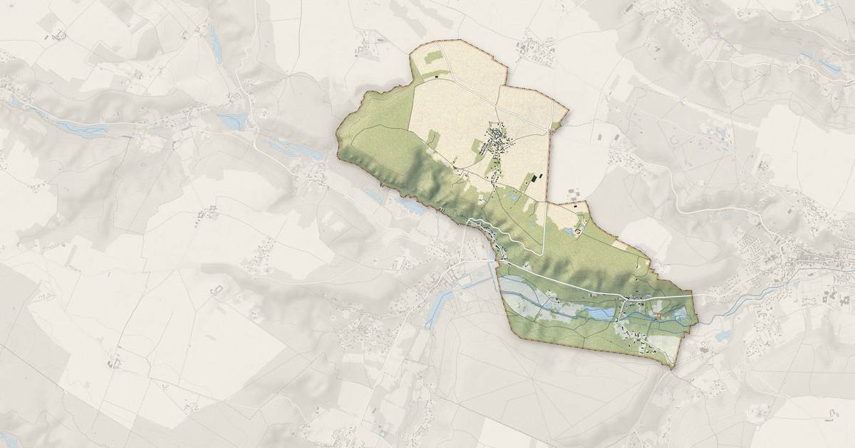 Portrait cartographique de Saint-Forget : relief, eau, forêts, bâti et voies, calculés à partir des données de l'IGN