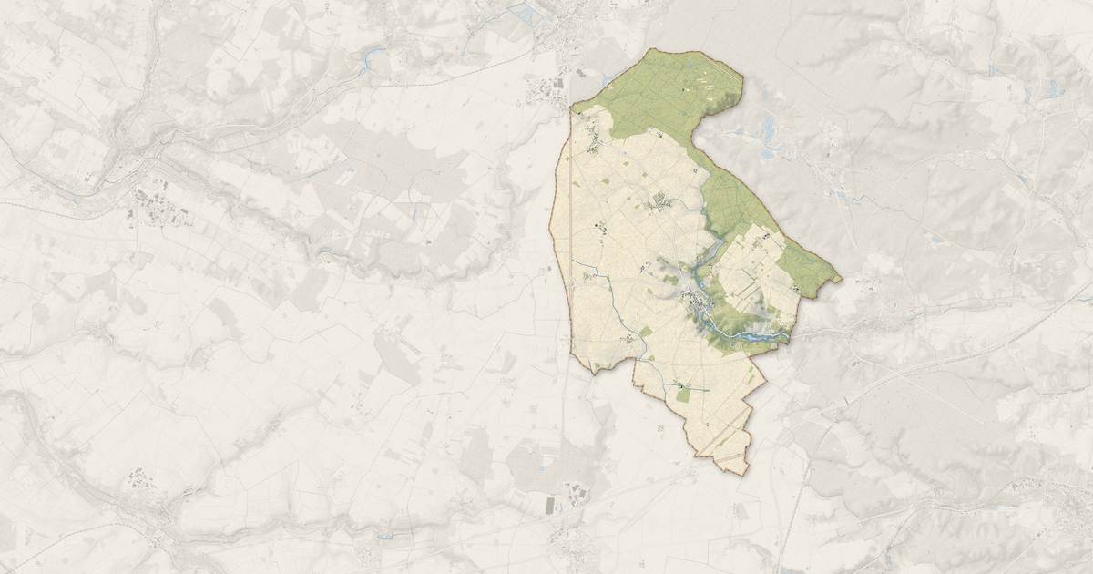 Portrait cartographique de Sonchamp : relief, eau, forêts, bâti et voies, calculés à partir des données de l'IGN