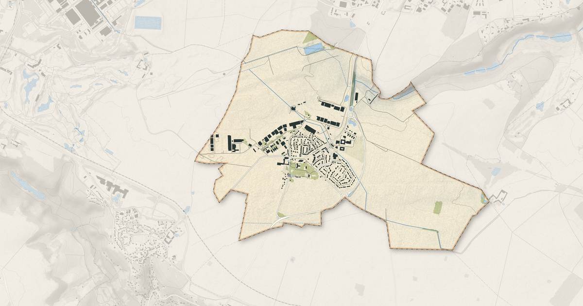 Portrait cartographique de Toussus-le-Noble : relief, eau, forêts, bâti et voies, calculés à partir des données de l'IGN