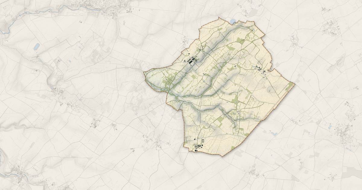 Portrait cartographique de Avon : relief, eau, forêts, bâti et voies, calculés à partir des données de l'IGN