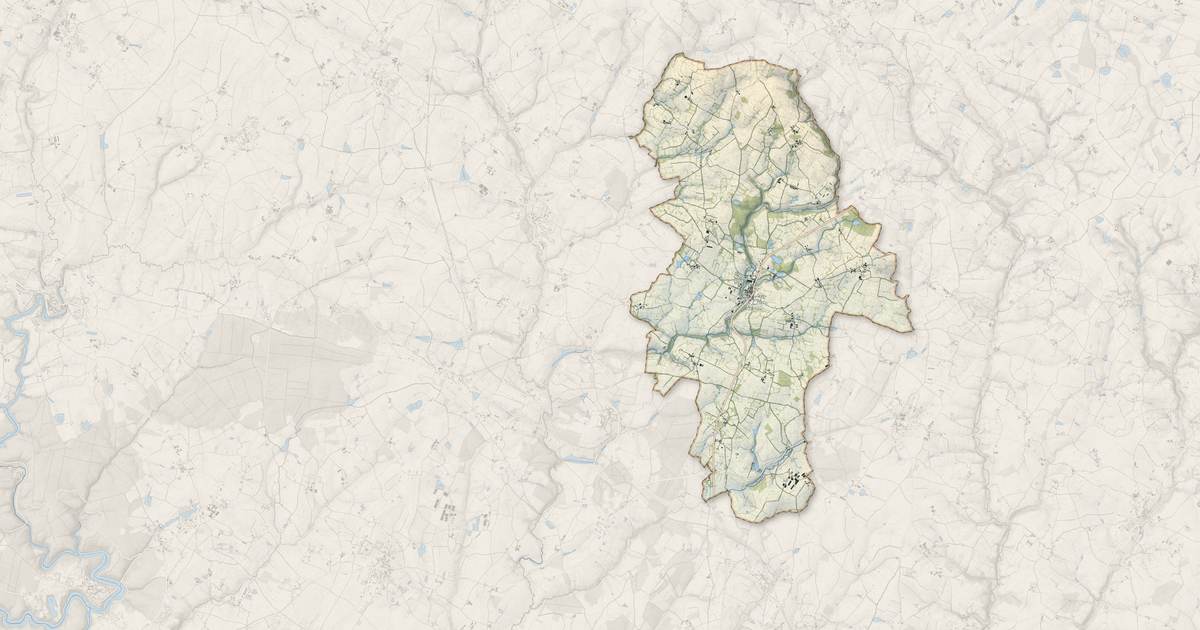 Portrait cartographique de Le Busseau : relief, eau, forêts, bâti et voies, calculés à partir des données de l'IGN