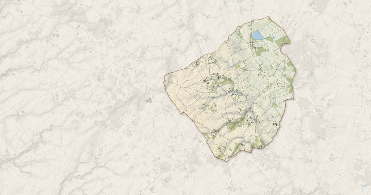 Portrait cartographique de Clussais-la-Pommeraie : relief, eau, forêts, bâti et voies, calculés à partir des données de l'IGN