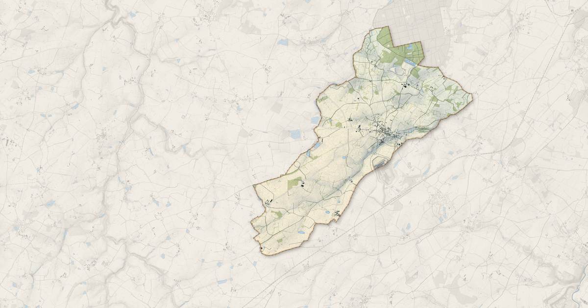 Portrait cartographique de Coulonges-Thouarsais : relief, eau, forêts, bâti et voies, calculés à partir des données de l'IGN