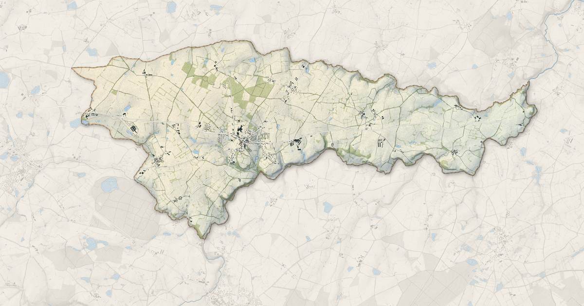 Portrait cartographique de Faye-l'Abbesse : relief, eau, forêts, bâti et voies, calculés à partir des données de l'IGN