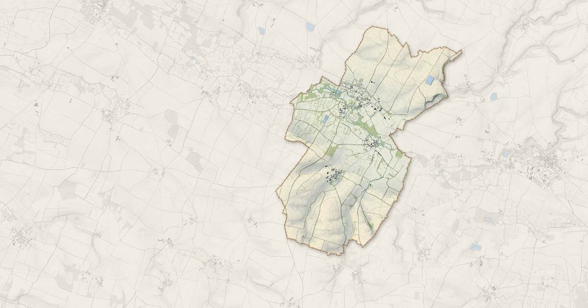 Portrait cartographique de Fontenille-Saint-Martin-d'Entraigues : relief, eau, forêts, bâti et voies, calculés à partir des données de l'IGN