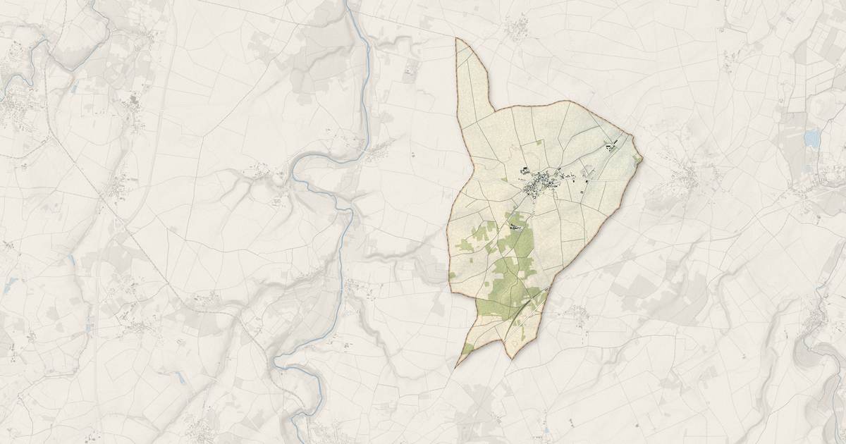 Portrait cartographique de Irais : relief, eau, forêts, bâti et voies, calculés à partir des données de l'IGN