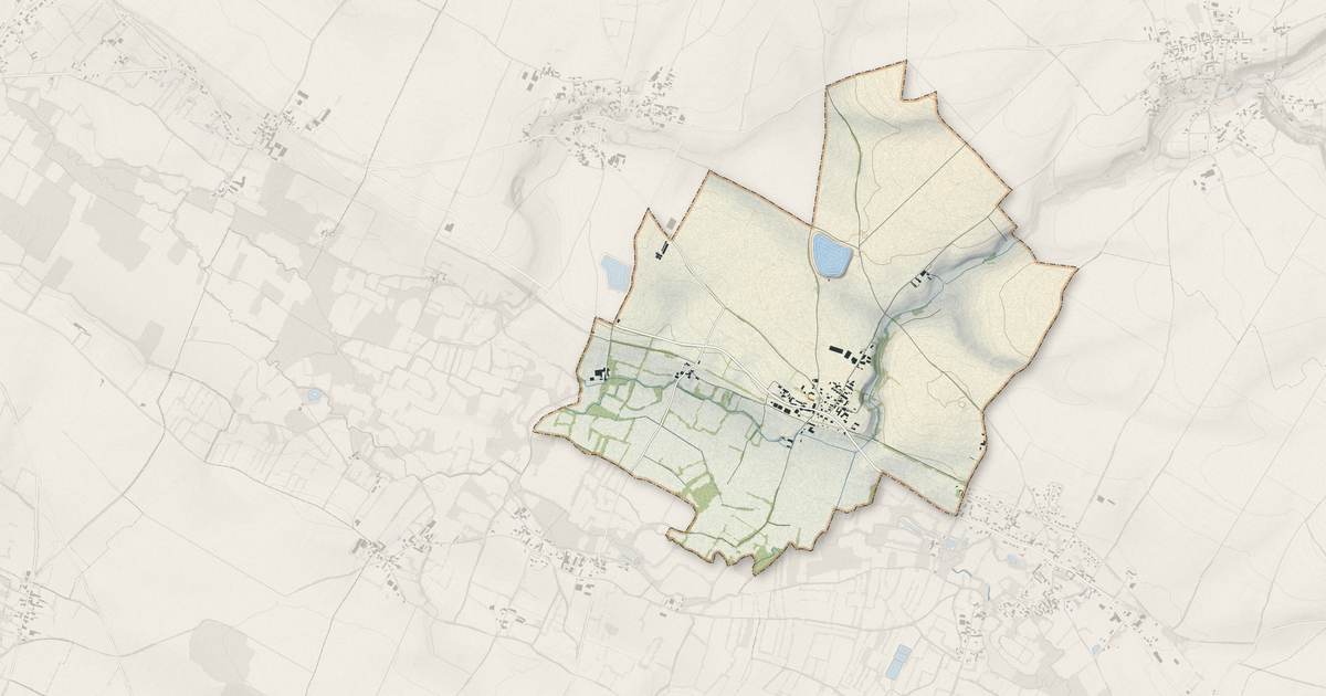 Portrait cartographique de Luché-sur-Brioux : relief, eau, forêts, bâti et voies, calculés à partir des données de l'IGN