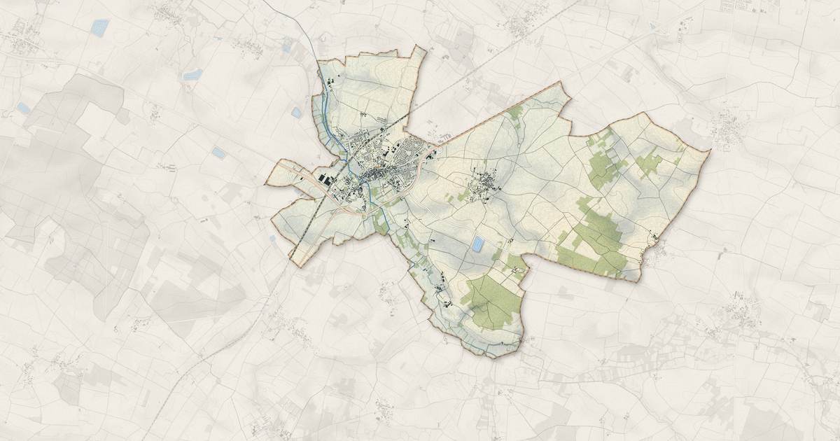 Portrait cartographique de Mauzé-sur-le-Mignon : relief, eau, forêts, bâti et voies, calculés à partir des données de l'IGN