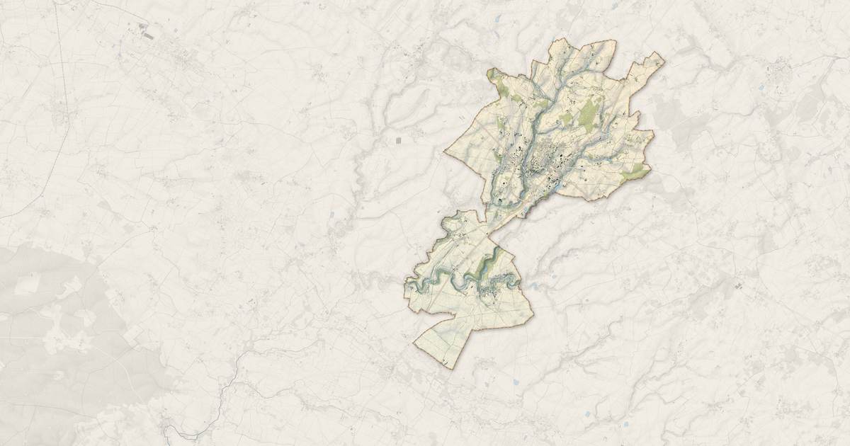 Portrait cartographique de Melle : relief, eau, forêts, bâti et voies, calculés à partir des données de l'IGN