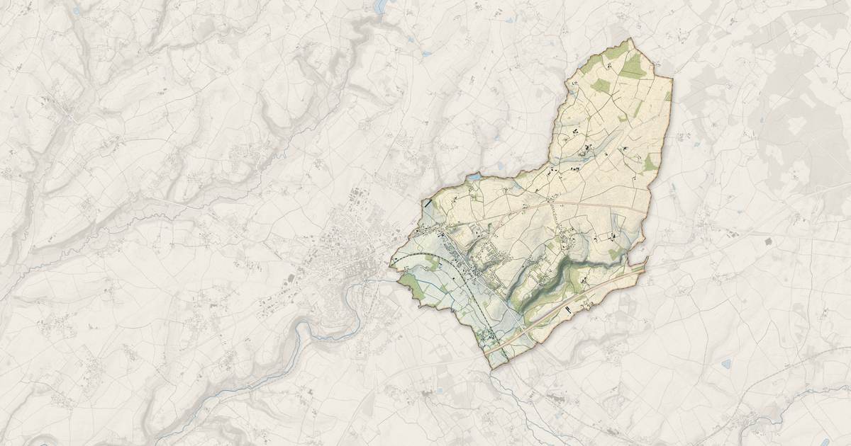 Portrait cartographique de Nanteuil : relief, eau, forêts, bâti et voies, calculés à partir des données de l'IGN