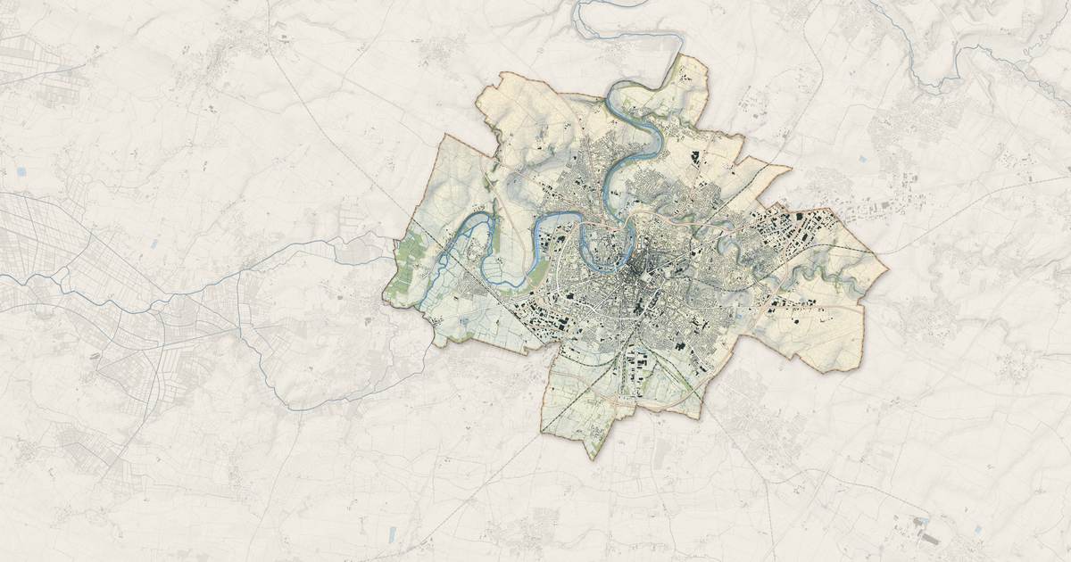 Portrait cartographique de Niort : relief, eau, forêts, bâti et voies, calculés à partir des données de l'IGN