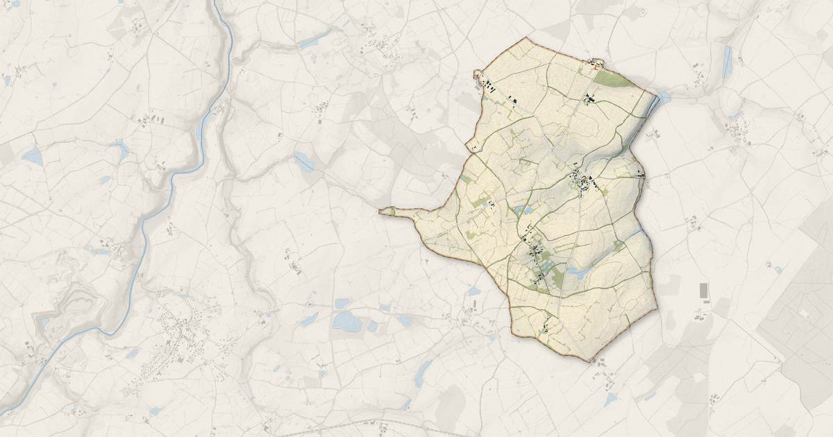 Portrait cartographique de Oroux : relief, eau, forêts, bâti et voies, calculés à partir des données de l'IGN