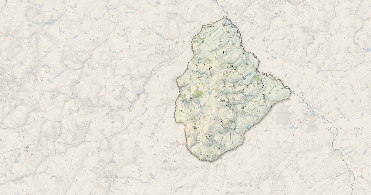 Portrait cartographique de Saint-André-sur-Sèvre : relief, eau, forêts, bâti et voies, calculés à partir des données de l'IGN