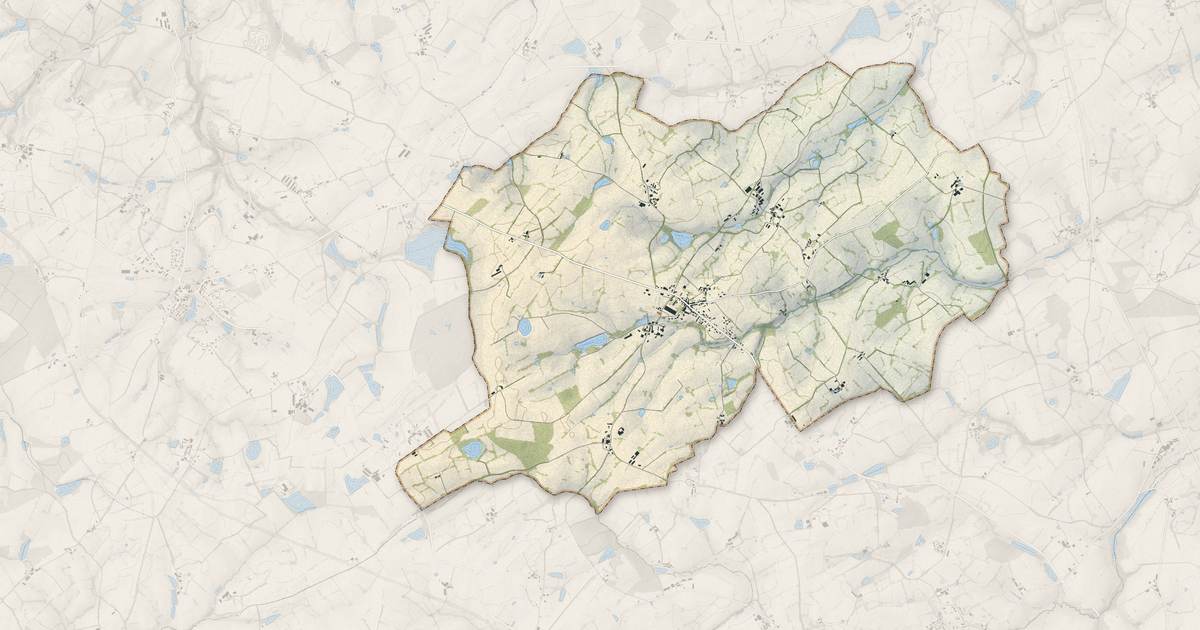 Portrait cartographique de Saint-Germain-de-Longue-Chaume : relief, eau, forêts, bâti et voies, calculés à partir des données de l'IGN