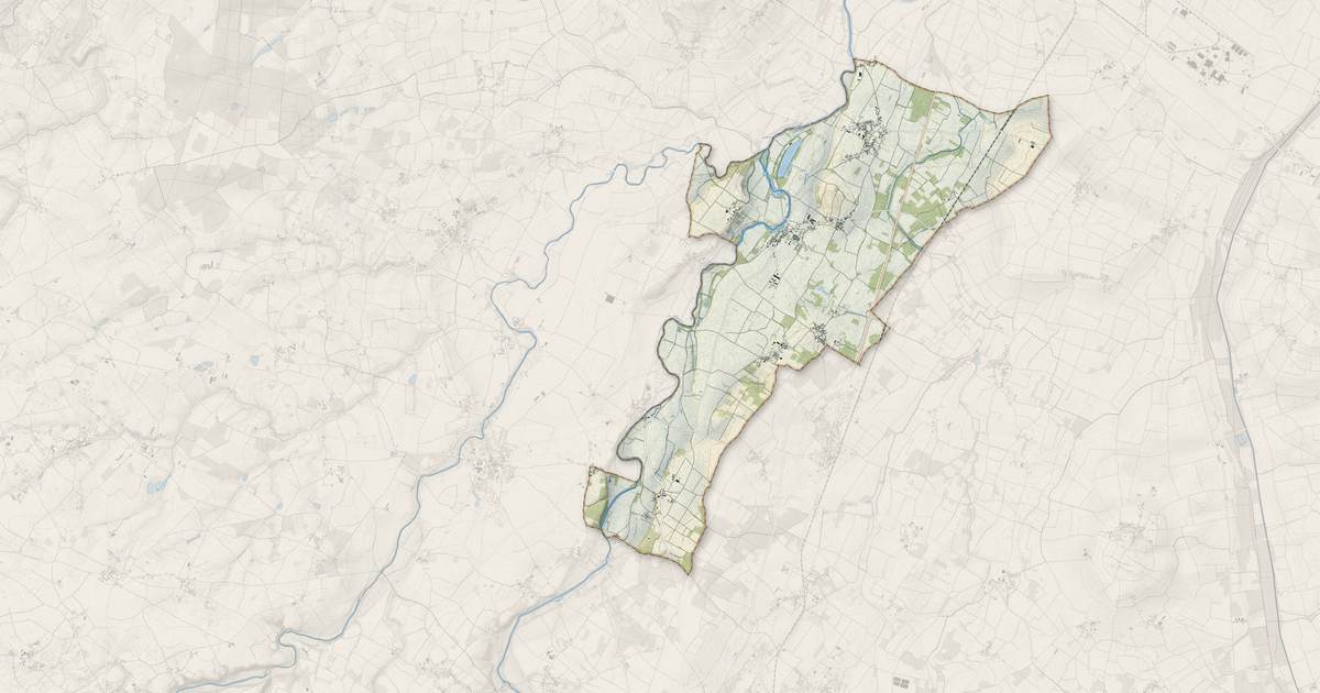 Portrait cartographique de Saint-Martin-de-Sanzay : relief, eau, forêts, bâti et voies, calculés à partir des données de l'IGN