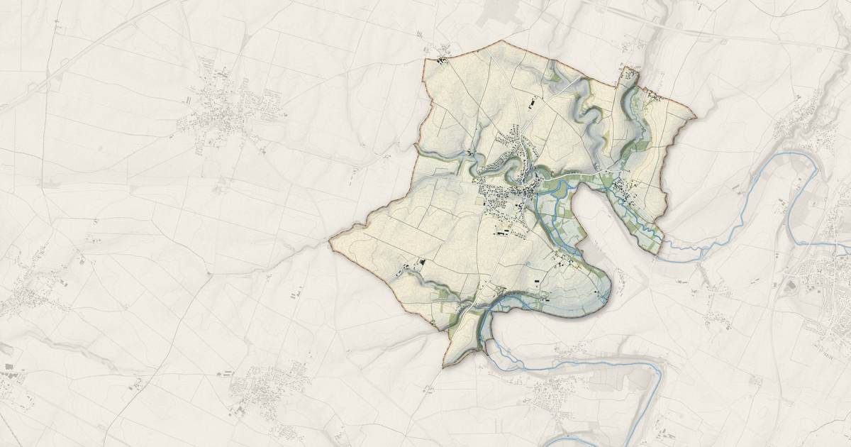 Portrait cartographique de Saint-Maxire : relief, eau, forêts, bâti et voies, calculés à partir des données de l'IGN