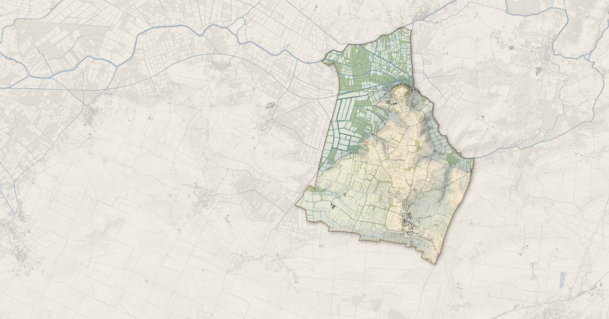 Portrait cartographique de Sansais : relief, eau, forêts, bâti et voies, calculés à partir des données de l'IGN