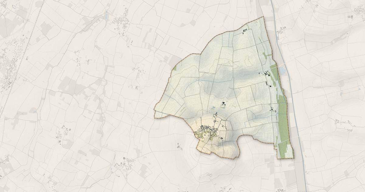 Portrait cartographique de Tourtenay : relief, eau, forêts, bâti et voies, calculés à partir des données de l'IGN