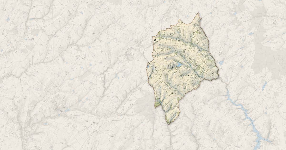 Portrait cartographique de Verruyes : relief, eau, forêts, bâti et voies, calculés à partir des données de l'IGN