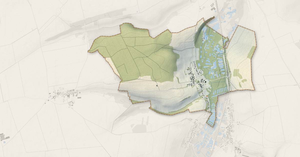 Portrait cartographique de Bouillancourt-la-Bataille : relief, eau, forêts, bâti et voies, calculés à partir des données de l'IGN