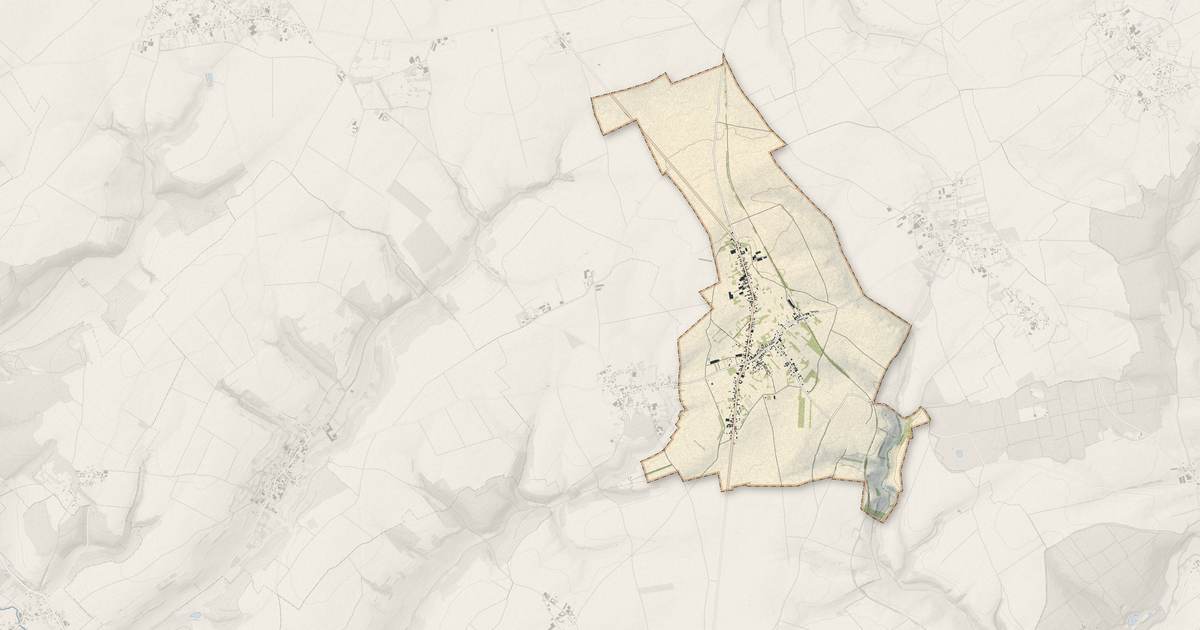 Portrait cartographique de Bouquemaison : relief, eau, forêts, bâti et voies, calculés à partir des données de l'IGN