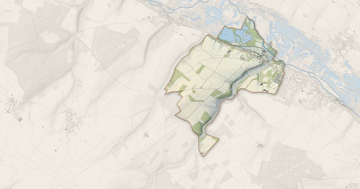 Portrait cartographique de Breilly : relief, eau, forêts, bâti et voies, calculés à partir des données de l'IGN