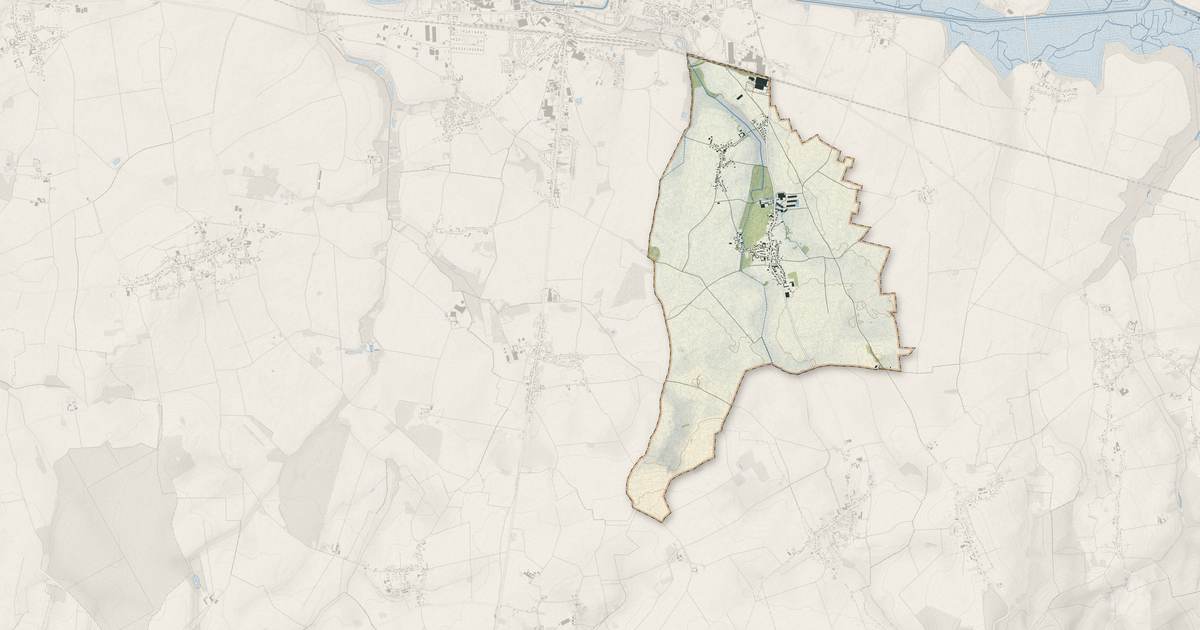 Portrait cartographique de Brouchy : relief, eau, forêts, bâti et voies, calculés à partir des données de l'IGN