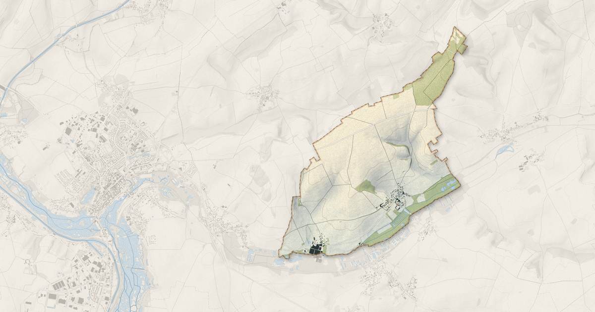 Portrait cartographique de Buire-Courcelles : relief, eau, forêts, bâti et voies, calculés à partir des données de l'IGN